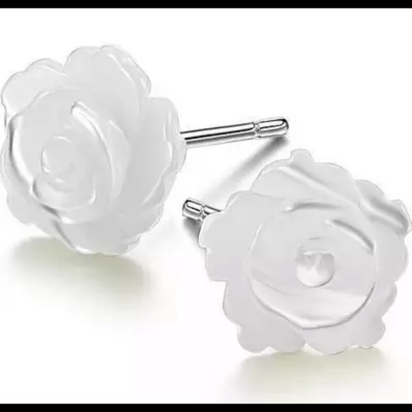 New! White Rose Stud Earrings - Picture 6 of 9